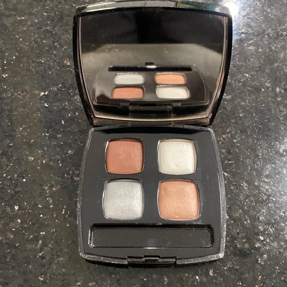 Chanel Quadra Eyeshadow 12 Radiant Gems
